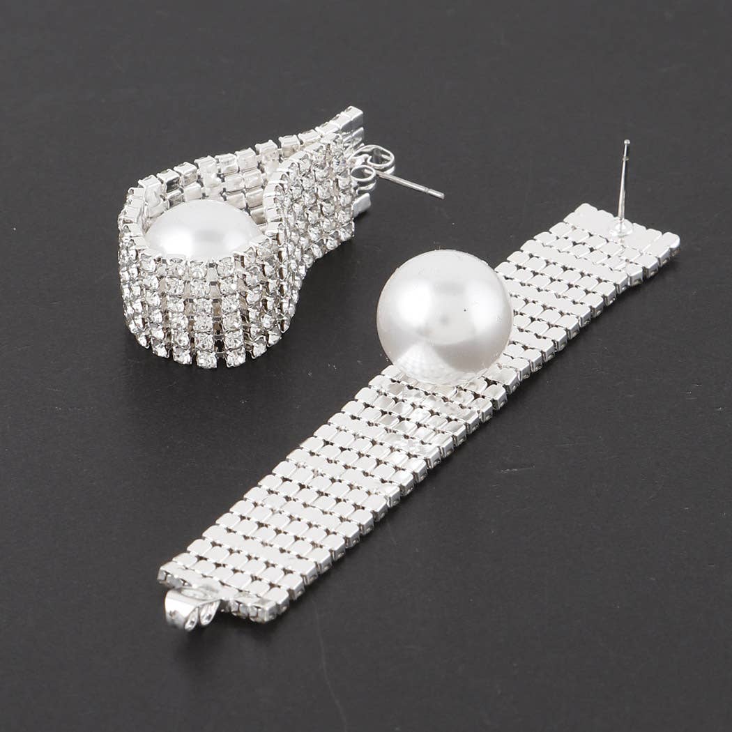 RHINESTONE PEARL EARRING