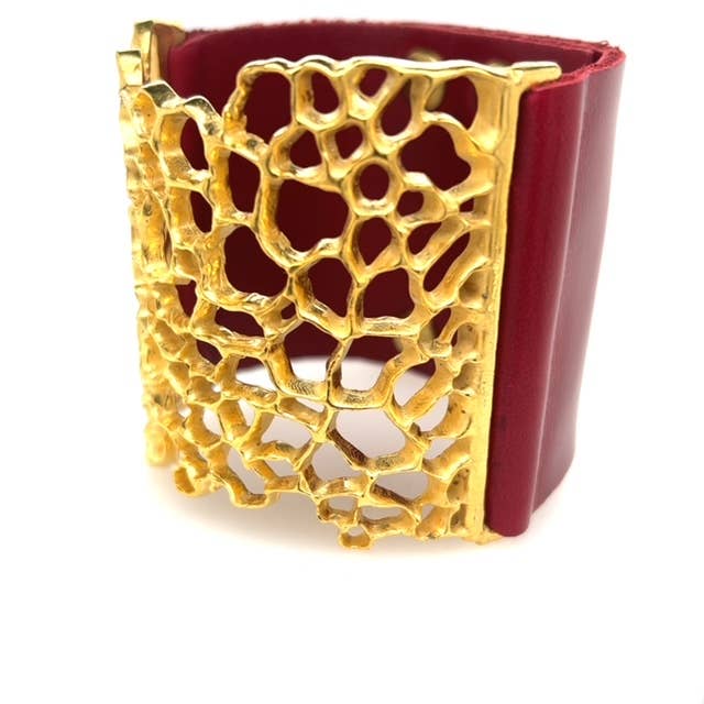 Honeycomb Bracelet in Gold Finish: White