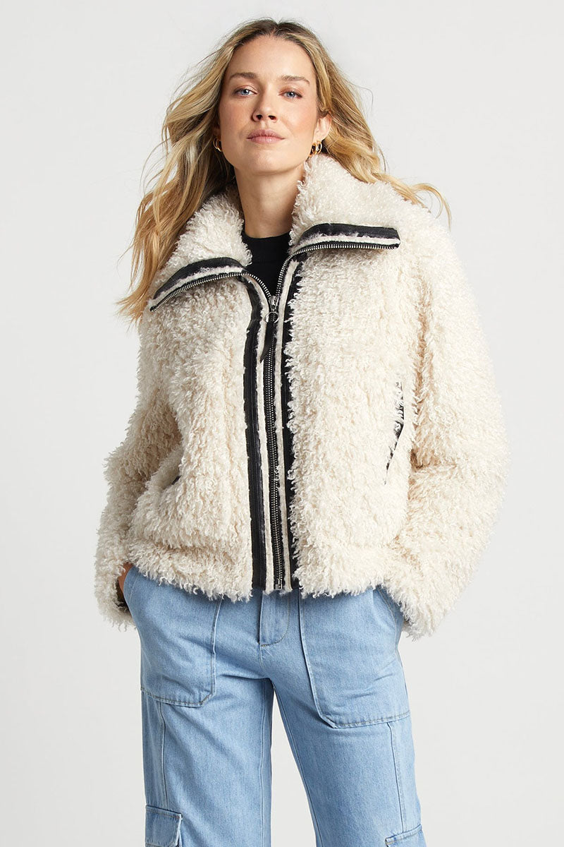 CARRIE FAUX FUR SHORT COAT