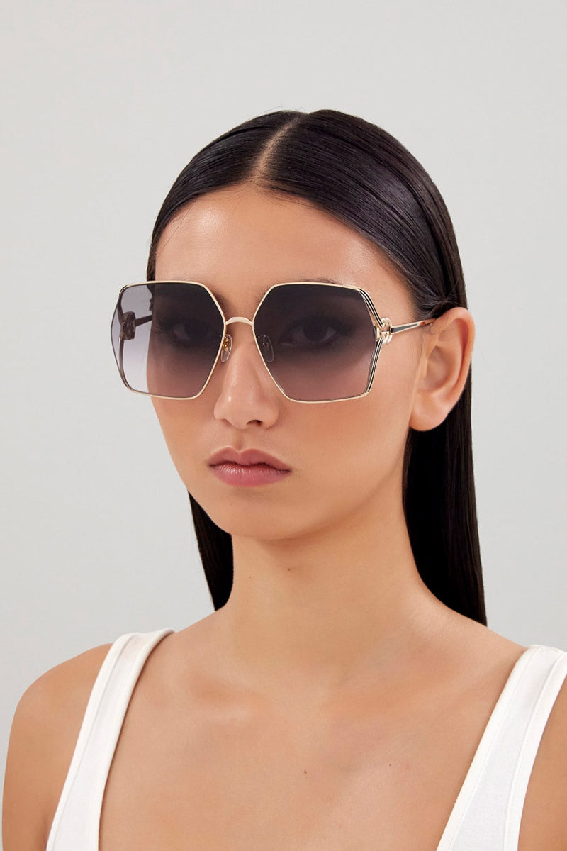 GUCCI OVERSIZED SQUARED SUNGLASSES - GG1322SA