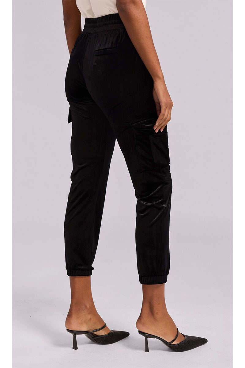 AVRI VELOUR JOGGER