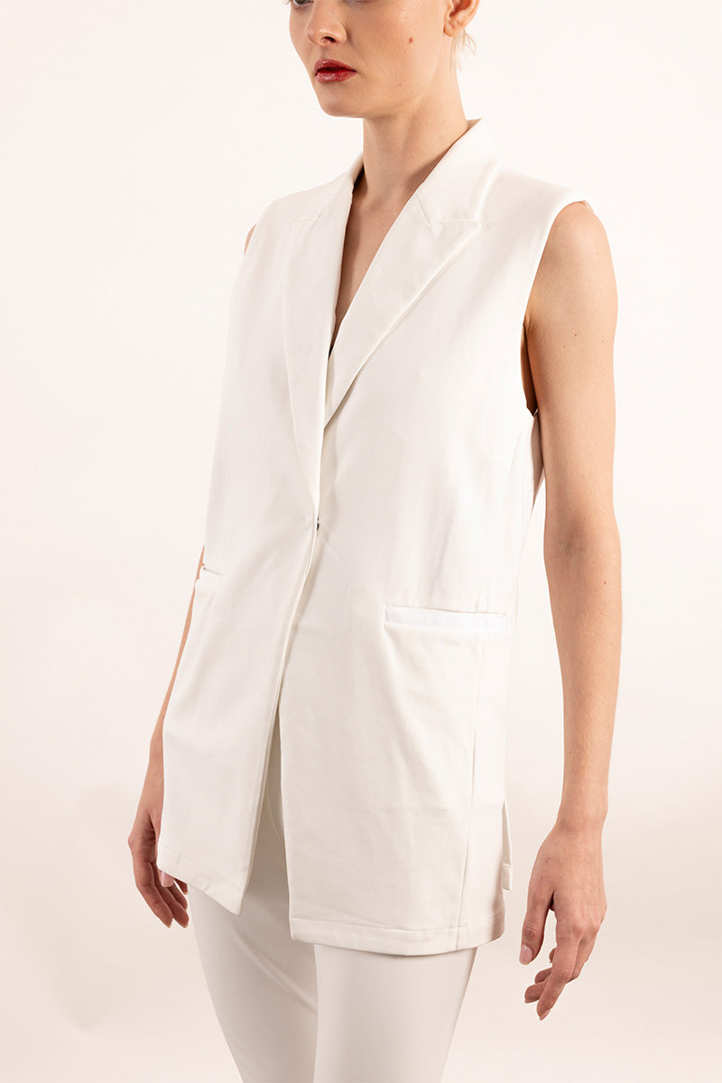 TECH STRETCH SLEEVELESS BLAZER