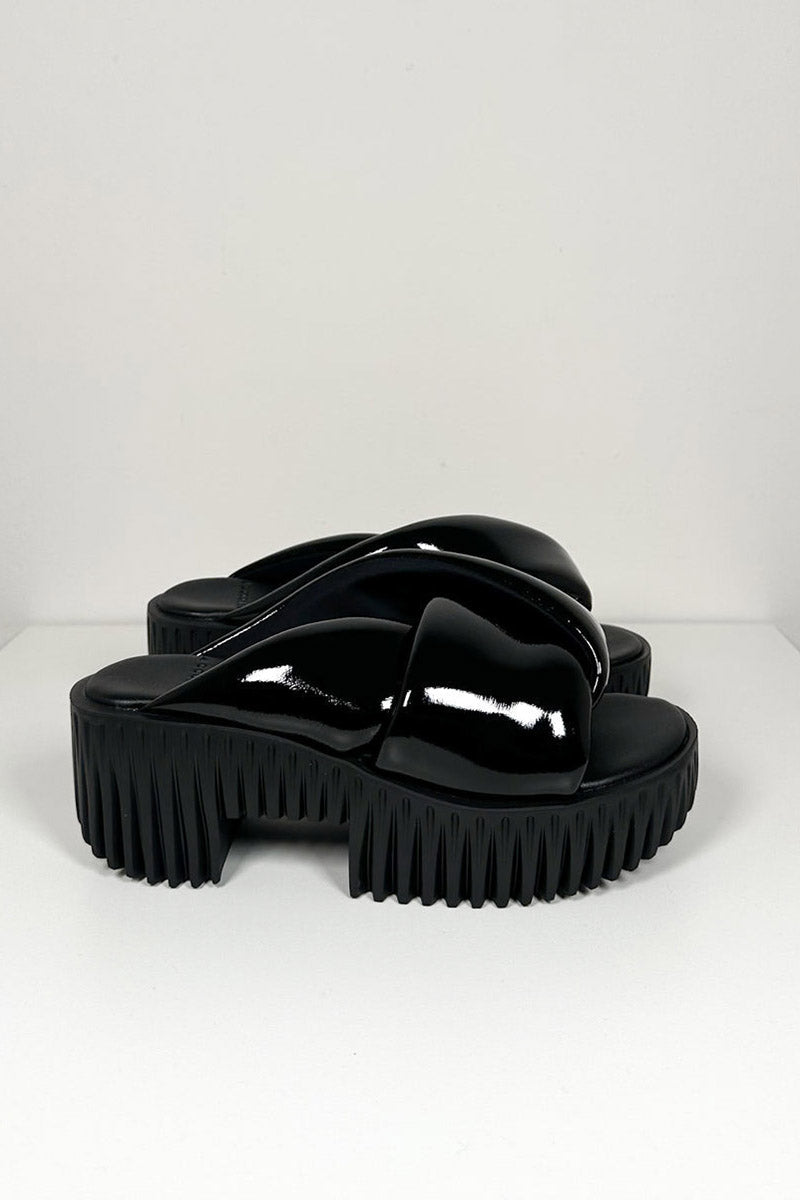 PLIA-ANDA PLATFORM SANDAL